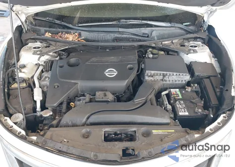 2015 Nissan Altima 2.5/2.5 S/2.5 Sl/2.5 Sv z USA, uszkodzony, nr VIN 1N4AL3AP4FC236480